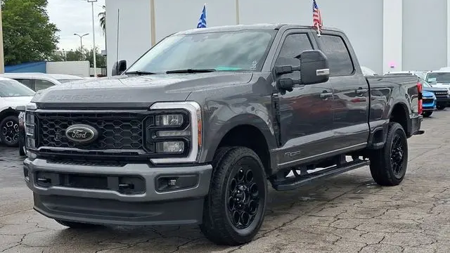 2025 Ford F-250 Super Duty Lariat