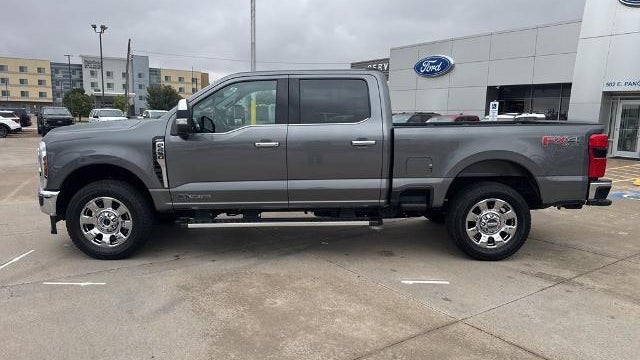 2025 Ford F-250 Super Duty Lariat