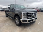 2025 F-250 Super Duty Thumbnail 3
