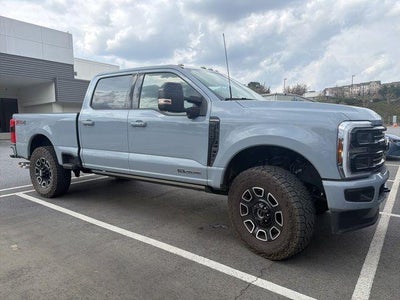 2025 Ford F-250 Super Duty 4X4 XLT 4DR Crew Cab 8 FT. LB Pickup