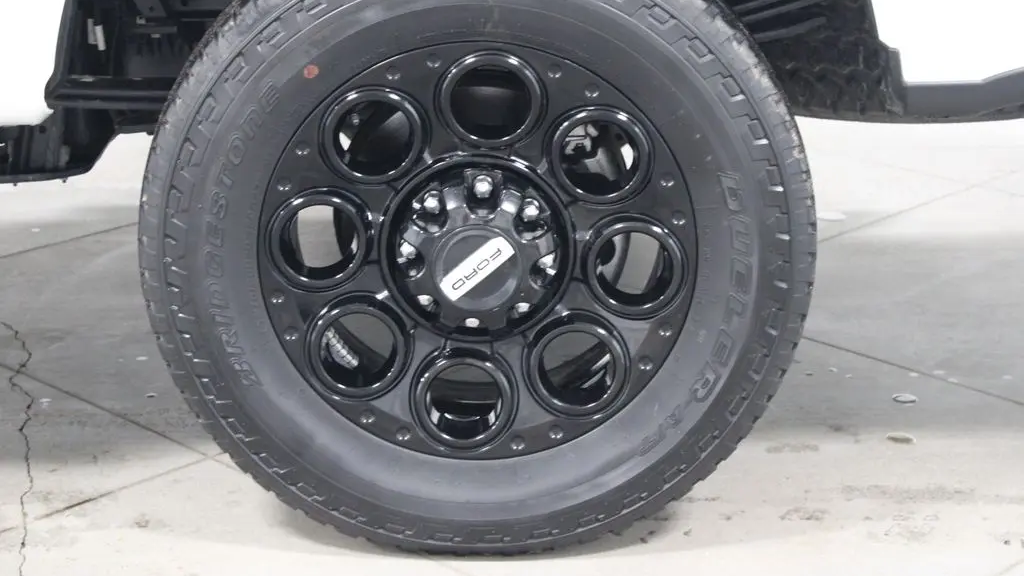 2025 Ford F-250 Super Duty XL