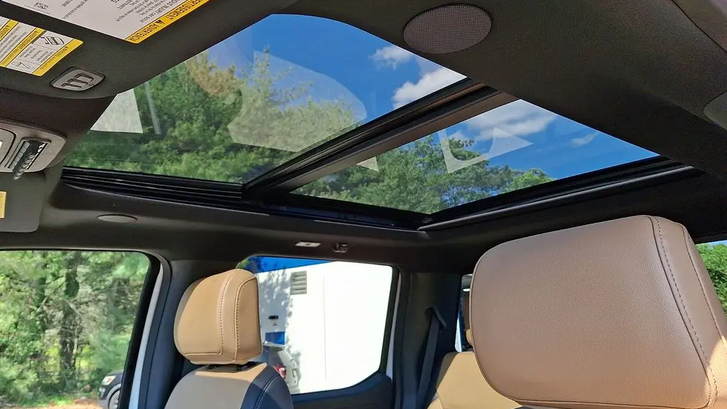 2025 Ford F-250 Super Duty Platinum