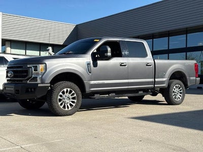 2022 Ford F-250 Super Duty 4X4 Lariat 4DR Crew Cab 6.8 FT. SB Pickup