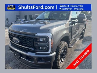 2023 Ford F-250 Super Duty 4X4 Lariat 4DR Crew Cab 8 FT. LB Pickup