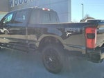 2023 F-250 Super Duty Thumbnail 4