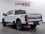 2024 F-250 Super Duty Thumbnail 3