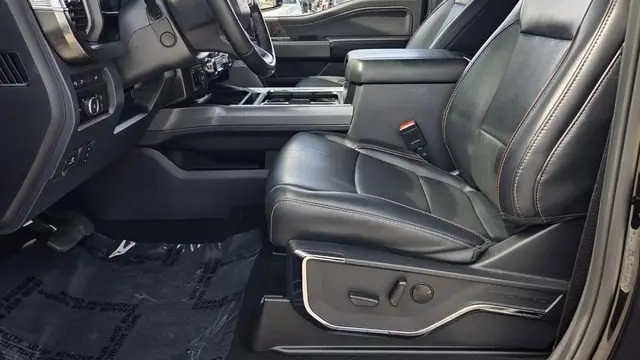 2024 Ford F-250 Super Duty Platinum