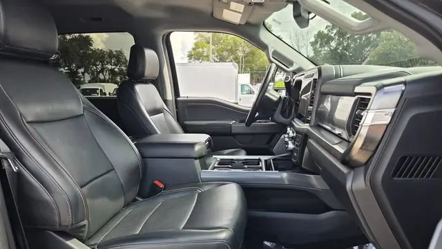 2024 Ford F-250 Super Duty Platinum