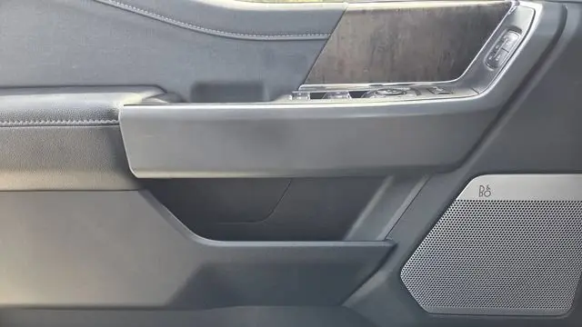 2024 Ford F-250 Super Duty Platinum