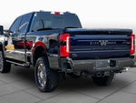 2024 F-250 Super Duty Thumbnail 12