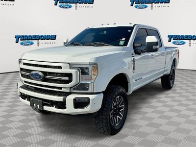 2022 Ford F-250 Super Duty 4X4 Lariat 4DR Crew Cab 8 FT. LB Pickup