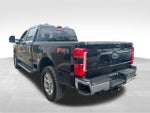 2023 F-250 Super Duty Thumbnail 4