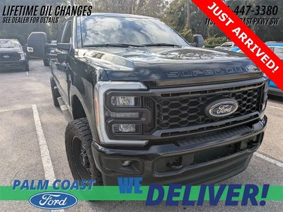 2023 Ford F-250 Super Duty 4X4 Platinum 4DR Crew Cab 6.8 FT. SB Pickup