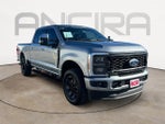 2023 F-250 Super Duty Thumbnail 4