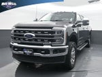 2024 F-250 Super Duty Thumbnail 3
