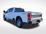 2025 F-250 Super Duty Thumbnail 3