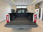 2025 F-250 Super Duty Thumbnail 4