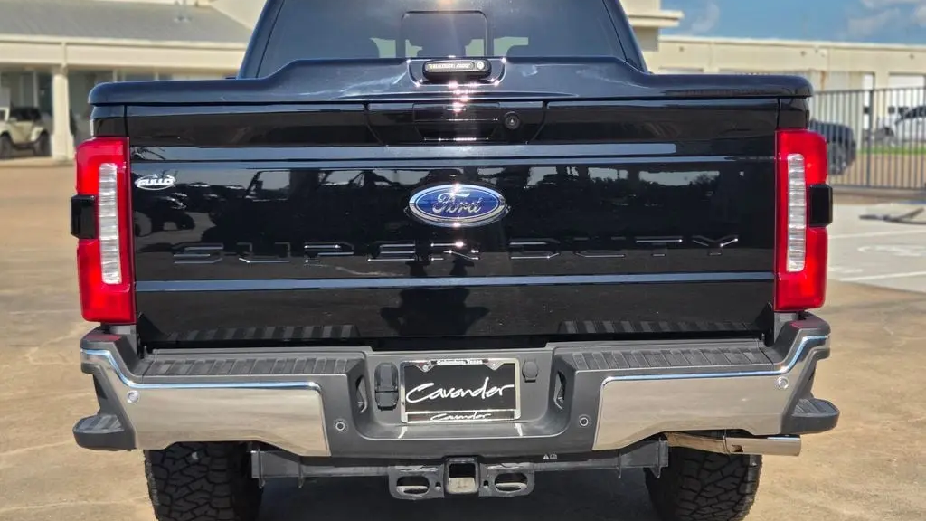 2025 Ford F-250 Super Duty Platinum