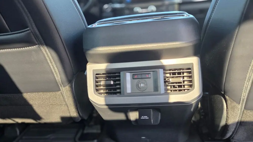 2025 Ford F-250 Super Duty Platinum