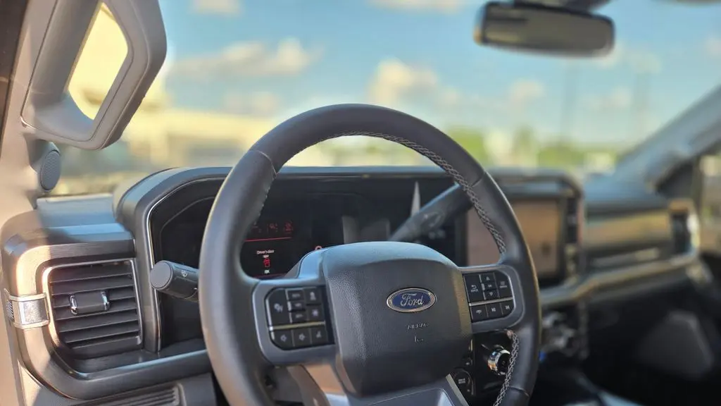 2025 Ford F-250 Super Duty Platinum