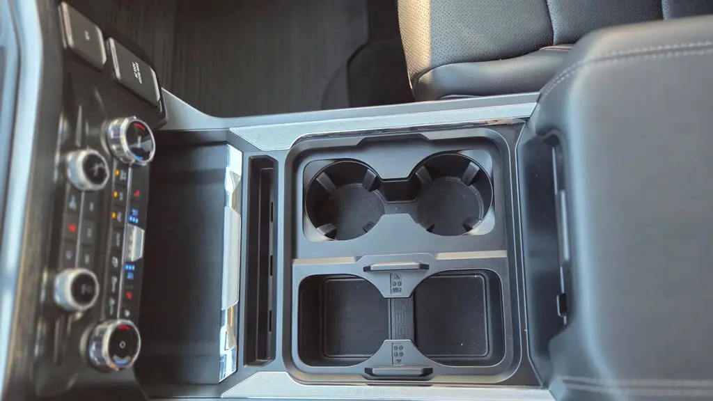 2025 Ford F-250 Super Duty Platinum