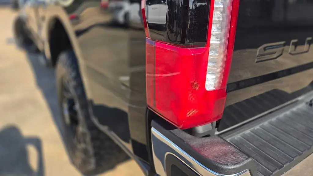 2025 Ford F-250 Super Duty Platinum