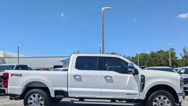 2025 Ford F-250 Super Duty Platinum