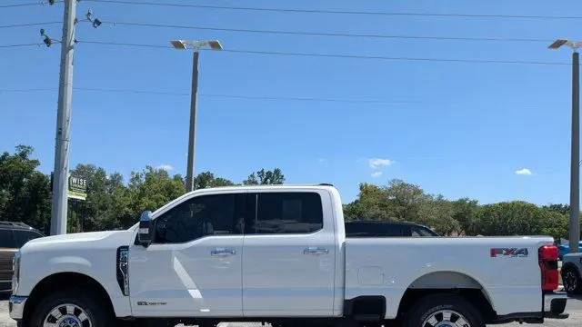 2025 Ford F-250 Super Duty Platinum