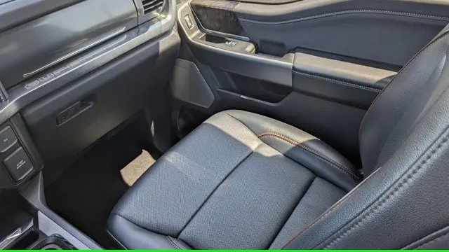 2025 Ford F-250 Super Duty Platinum
