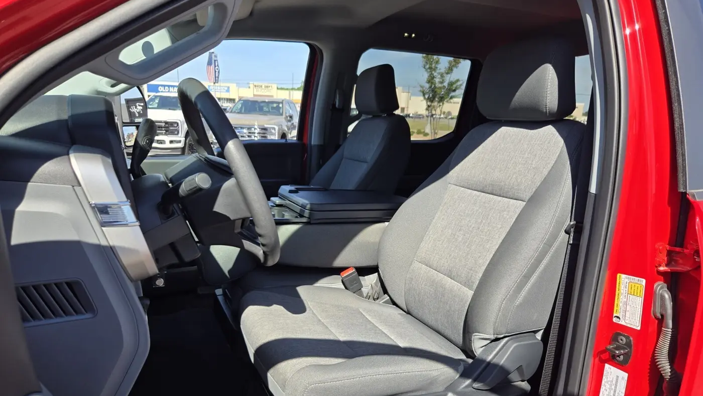 2025 Ford F-250 Super Duty XL