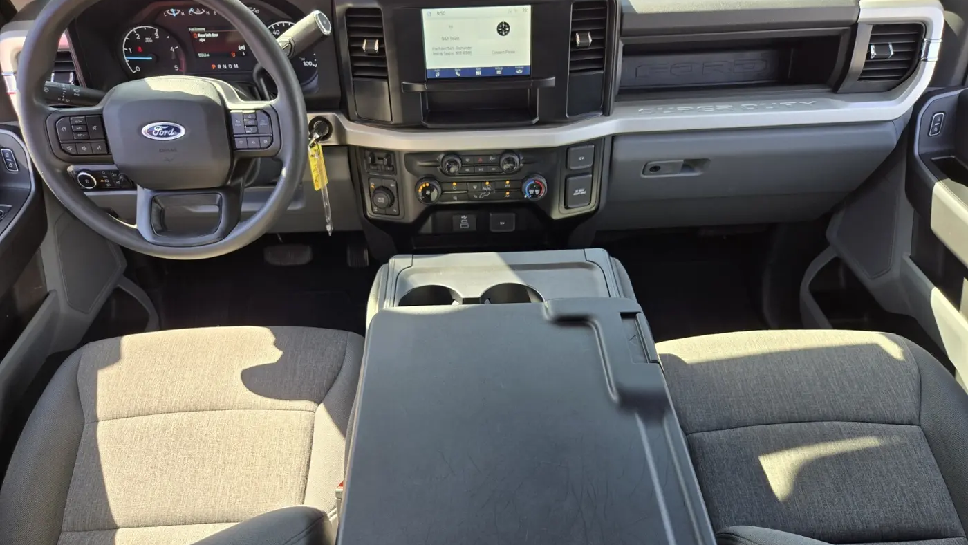 2025 Ford F-250 Super Duty XL