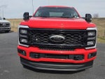 2025 F-250 Super Duty Thumbnail 2