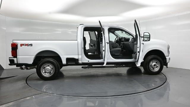 2025 Ford F-250 Super Duty Lariat