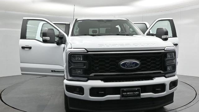 2025 Ford F-250 Super Duty Lariat