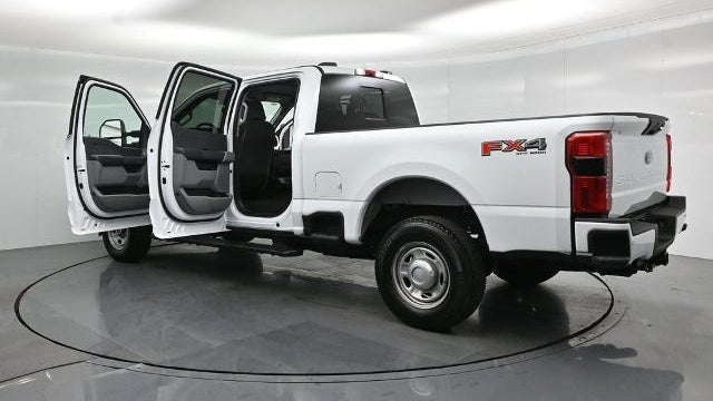 2025 Ford F-250 Super Duty Lariat