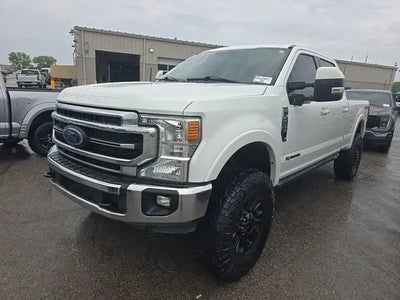 2022 Ford F-250 Super Duty 4X4 Lariat 4DR Crew Cab 8 FT. LB Pickup