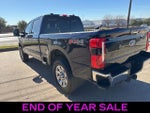 2023 F-250 Super Duty Thumbnail 5