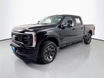 2023 F-250 Super Duty Thumbnail 3