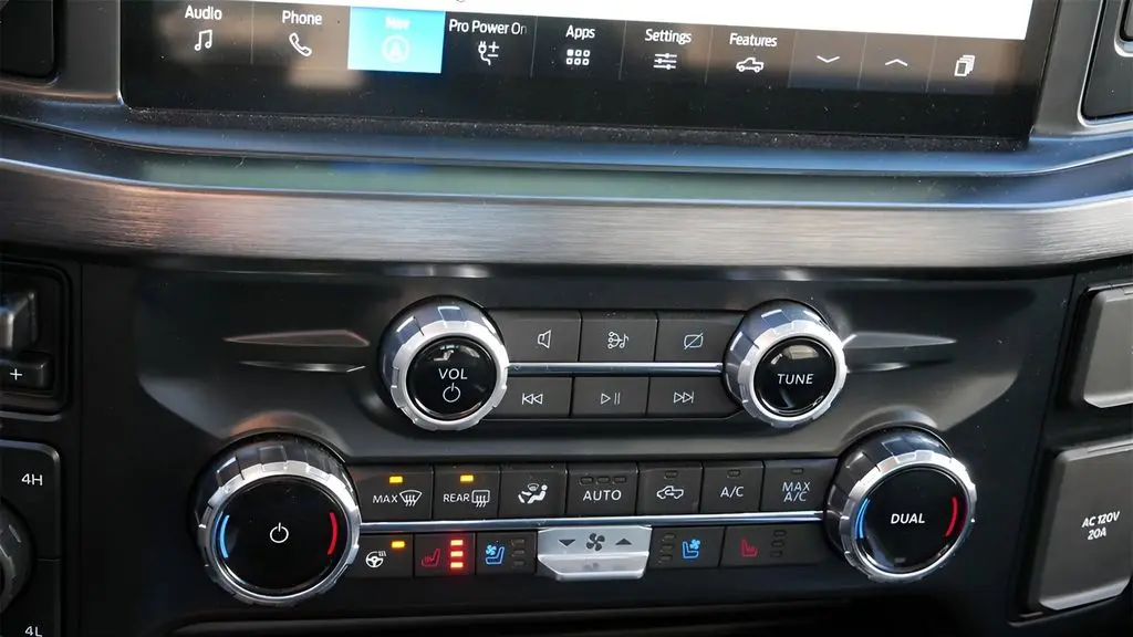 2024 Ford F-250 Super Duty XLT