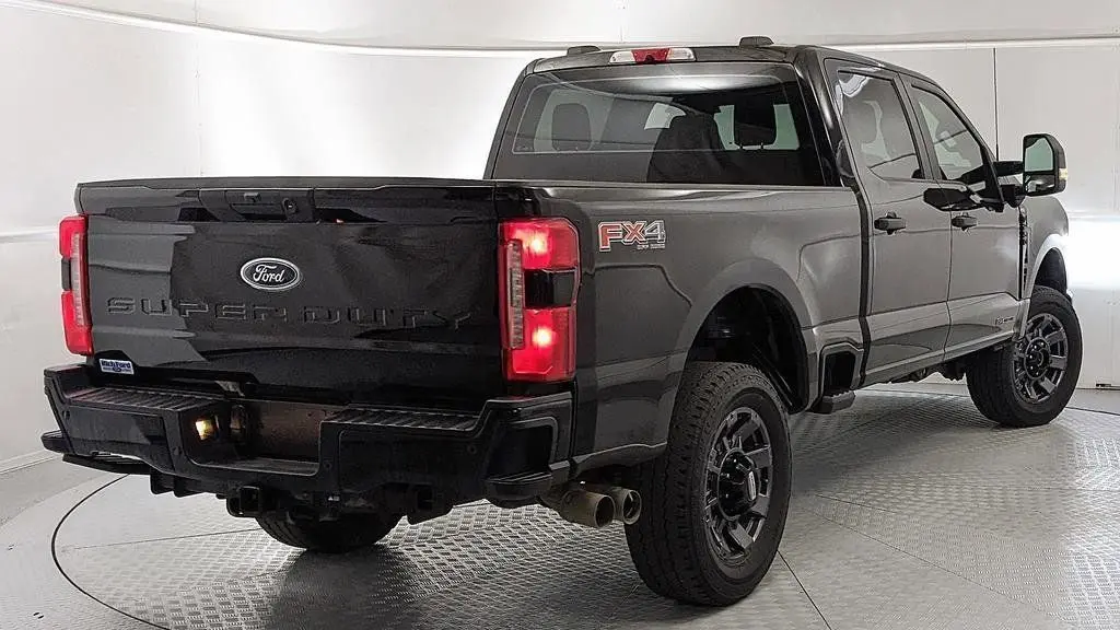 2024 Ford F-250 Super Duty XLT