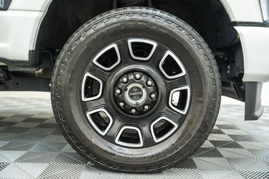 2024 Ford F-250 - $76,500