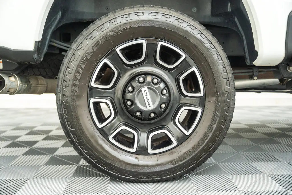 2024 Ford F-250 - $76,500