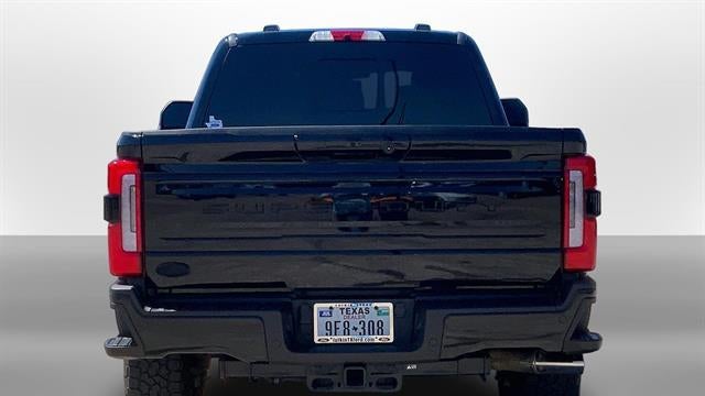 2025 Ford F-250 Super Duty Platinum