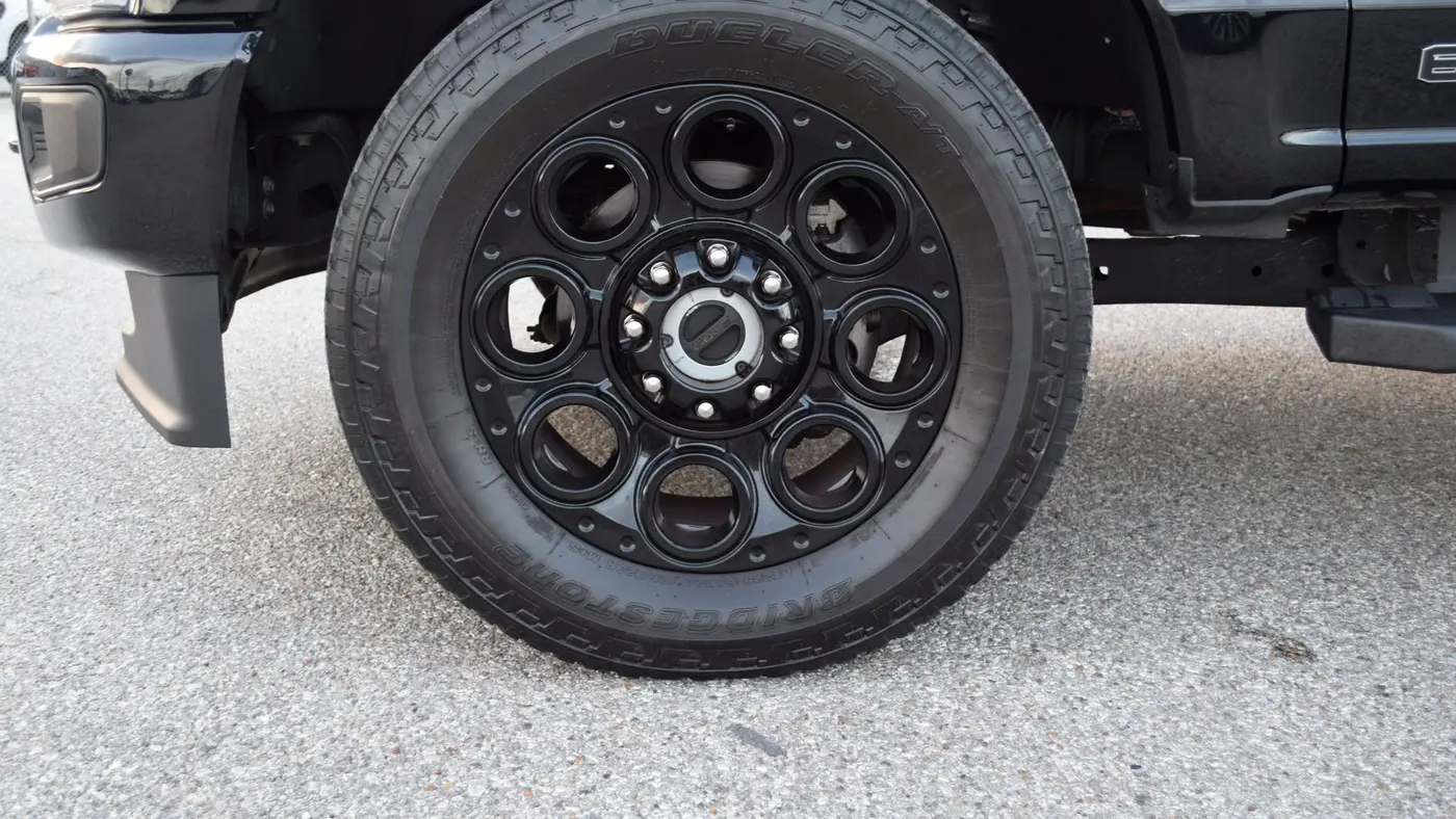 2025 Ford F-250 Super Duty Lariat