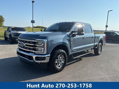 2023 Ford F-250 Super Duty 4X4 Lariat 4DR Crew Cab 8 FT. LB Pickup