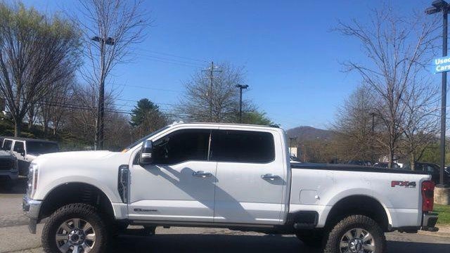 2024 Ford F-250 Super Duty Platinum