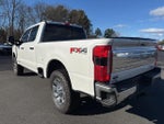2024 F-250 Super Duty Thumbnail 3