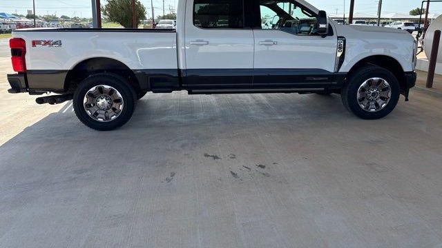 2025 Ford F-250 Super Duty Lariat