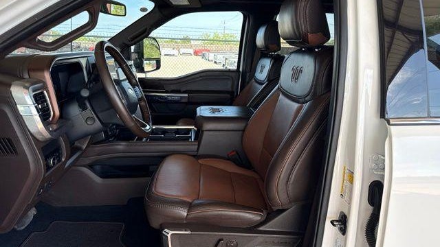 2025 Ford F-250 Super Duty Lariat