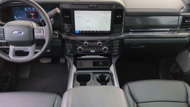 2025 Ford F-250 Super Duty XLT